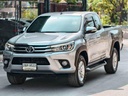 2017 TOYOTA Hilux