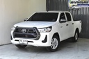 2019 TOYOTA Hilux