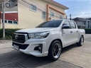 2019 TOYOTA Hilux