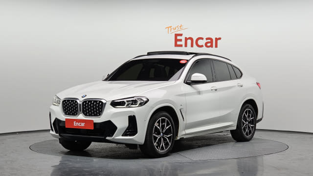 2022 BMW X4