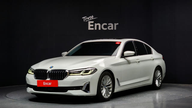 2022 BMW 5 Series