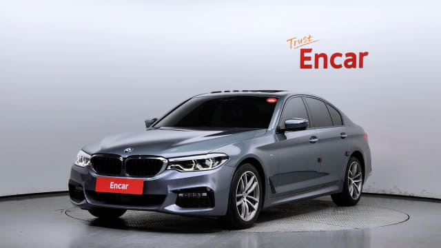 2017 BMW 5 Series, 