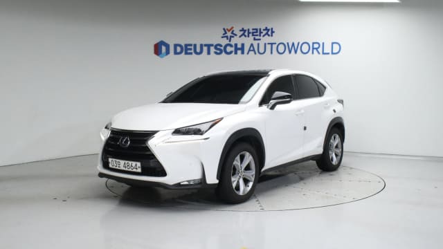 2017 LEXUS NX