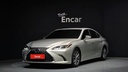 2019 LEXUS ES