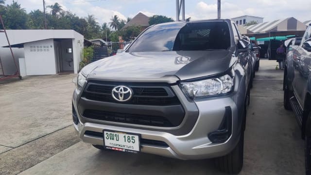 2020 TOYOTA Hilux
