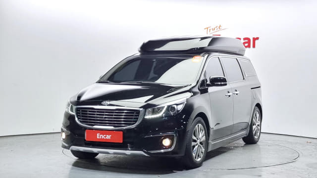 2017 KIA Carnival