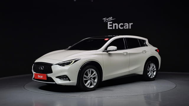 2019 Infiniti Q30
