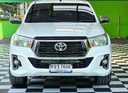 2019 TOYOTA Hilux