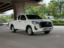 2022 TOYOTA Hilux