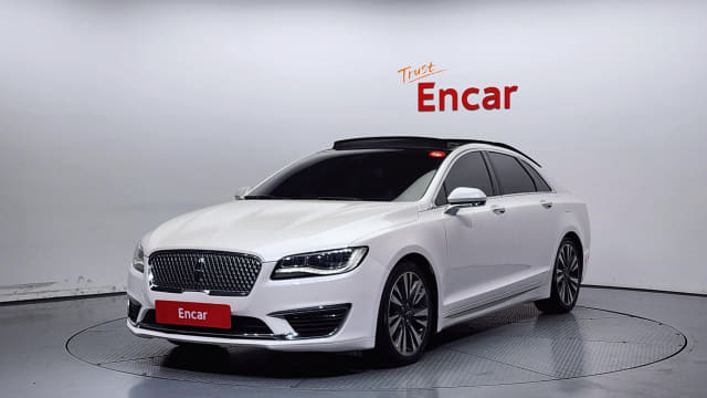 2017 Lincoln MKZ