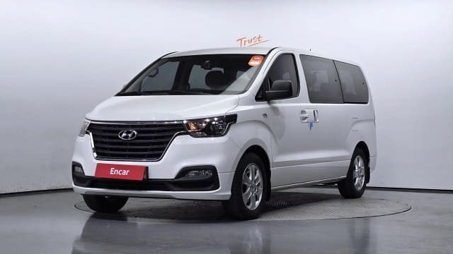 2021 HYUNDAI Grand Starex