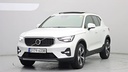 2024 VOLVO XC40