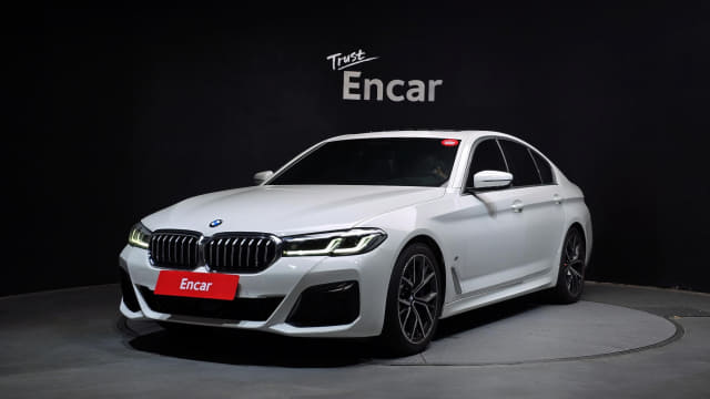 2022 BMW 5 Series