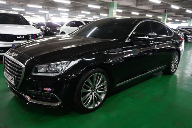 2017 Genesis G80