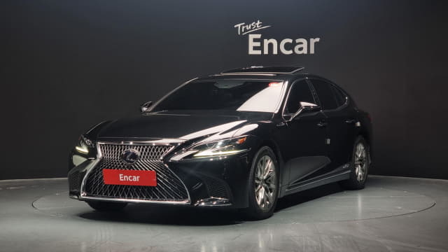 2018 LEXUS LS