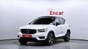 2019 VOLVO XC40