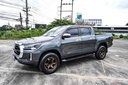 2020 TOYOTA Hilux