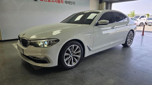 2018 BMW 5 Series
