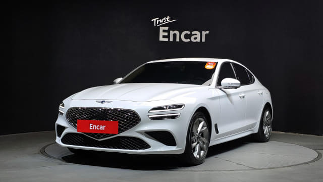 2023 Genesis G70