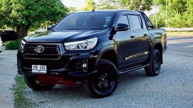 2020 TOYOTA Hilux