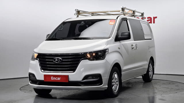 2020 HYUNDAI Grand Starex