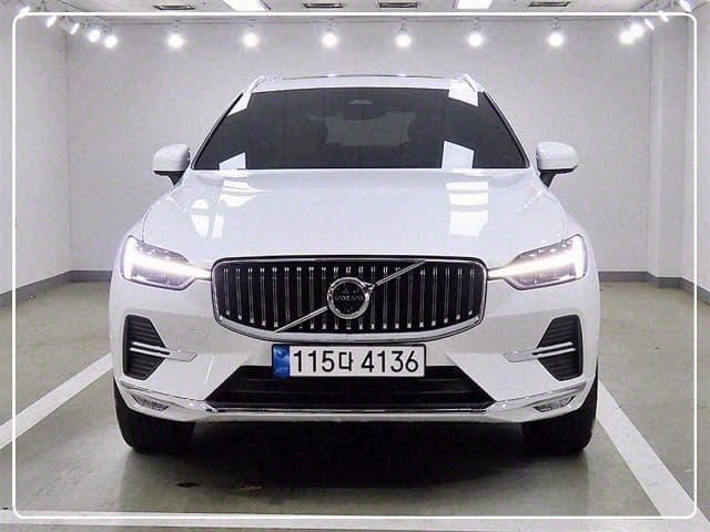 2023 VOLVO XC60