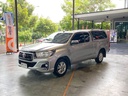 2020 TOYOTA Hilux