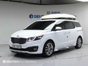 2017 KIA Carnival