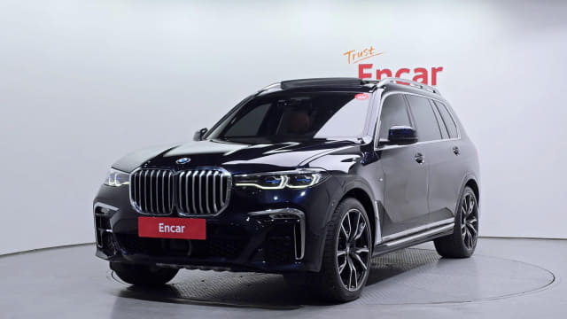 2022 BMW X7