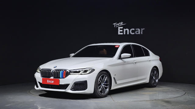 2022 BMW 5 Series
