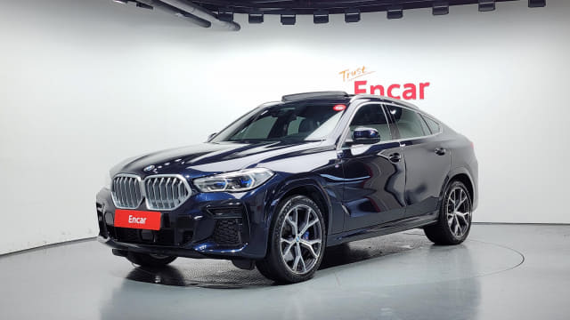 2022 BMW X6
