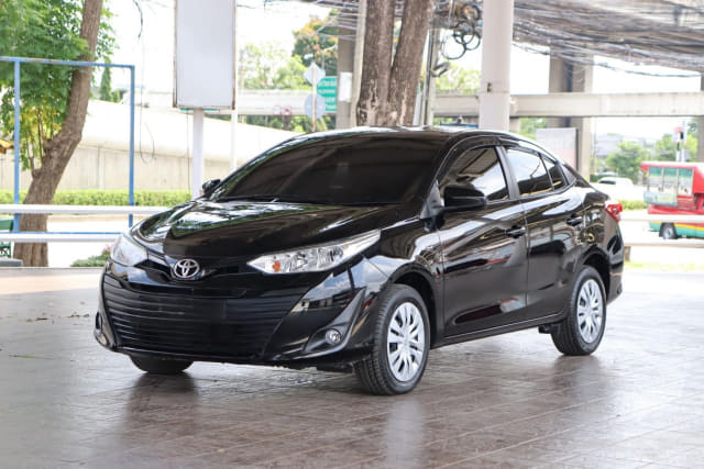 2018 TOYOTA Yaris