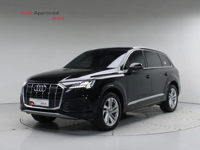 2023 AUDI Q7