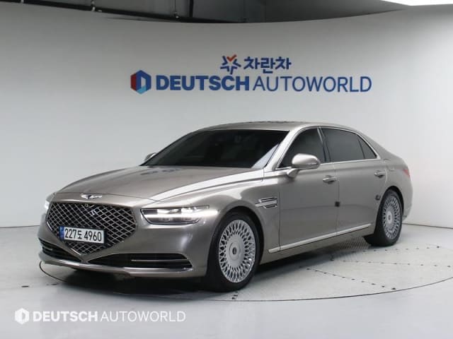 2019 Genesis G90