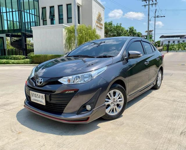 2019 TOYOTA Yaris