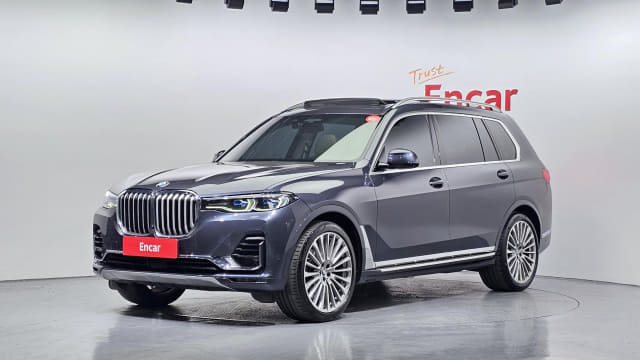 2021 BMW X7