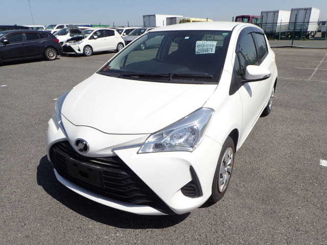 2018 TOYOTA Vitz