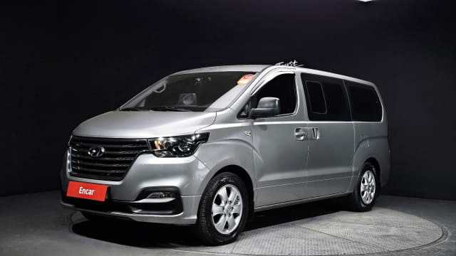 2019 HYUNDAI Grand Starex