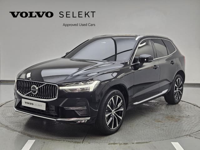 2024 VOLVO XC60