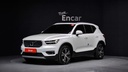 2019 VOLVO XC40