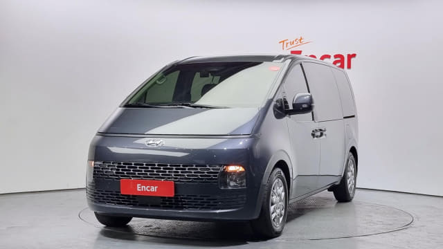 2023 HYUNDAI Staria