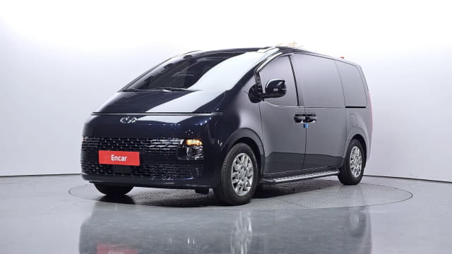 2023 HYUNDAI Staria