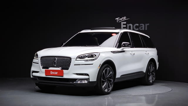 2023 Lincoln Aviator, 