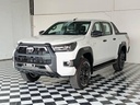 2025 TOYOTA Hilux