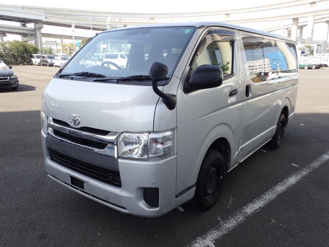2018 TOYOTA Hiace Van