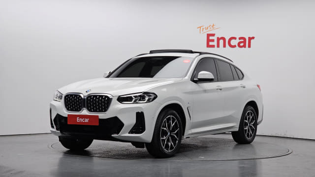 2023 BMW X4