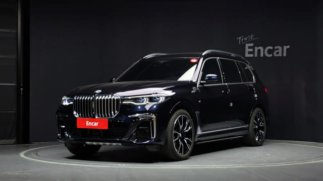 2020 BMW X7