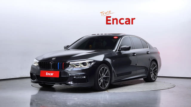 2018 BMW 5 Series, 