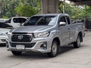 2020 TOYOTA Hilux
