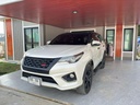 2017 TOYOTA Fortuner